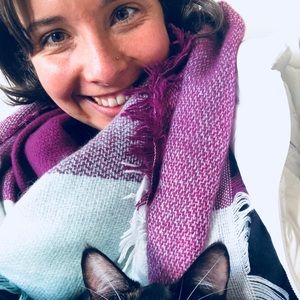 Meet your Posher, Maria